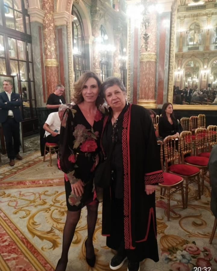 MME JOELLE DARMON