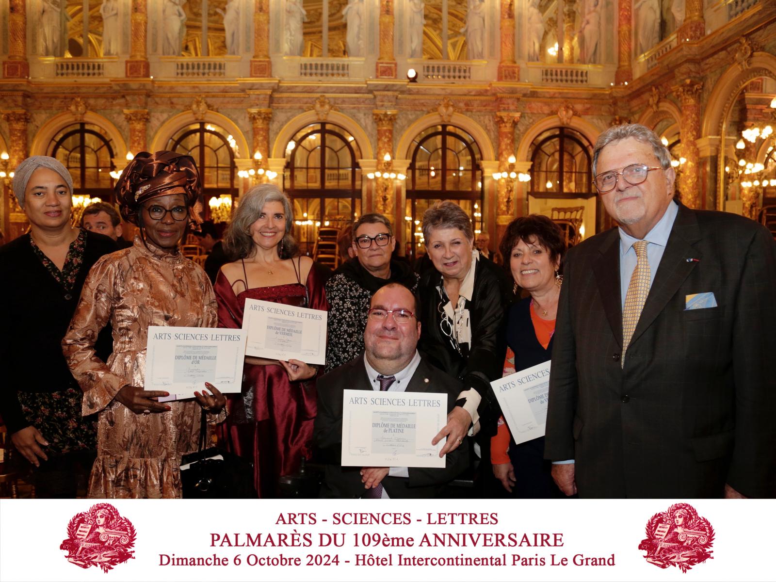 PHOTO DE GROUPE